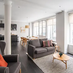 https://go-native-city-creechurch.cambridgehotelsuk.com