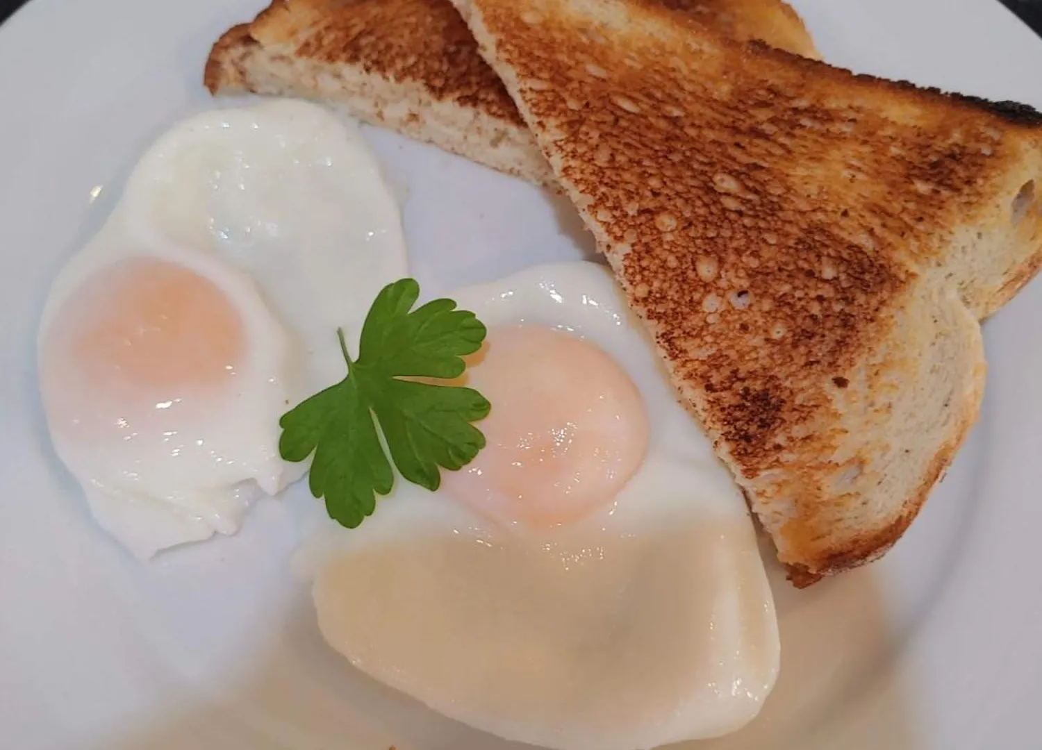The Bath House Boutique B&B - In-Room Breakfast - Free Parking Bed & Breakfast